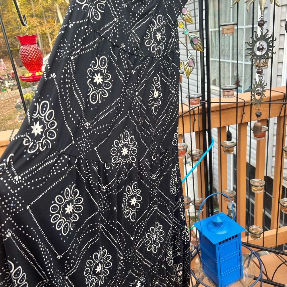 SO Sundress size XL Black, white and blue maxi sundress in excellent condition